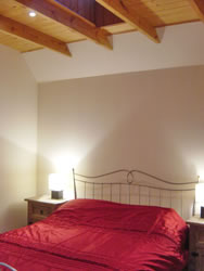 Kingston Apartment 2 has lovely roof beams throughout